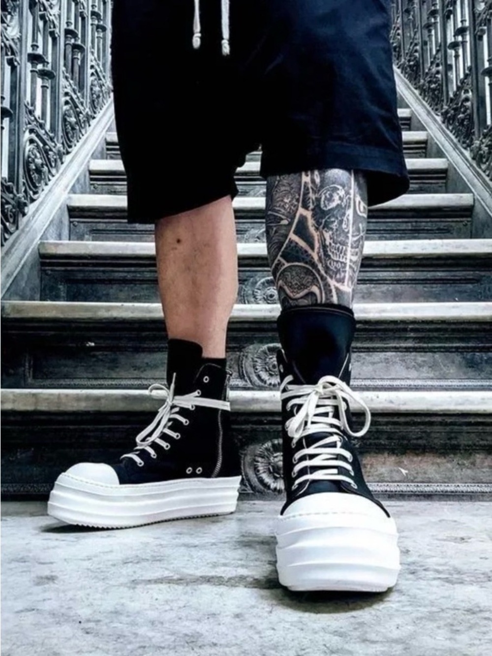 RICK OWENS DRKSHDW SS20
OG PENTAGRAM DOUBLE
BUMPER RAMONES